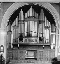 Organ - Douglas Victoria St